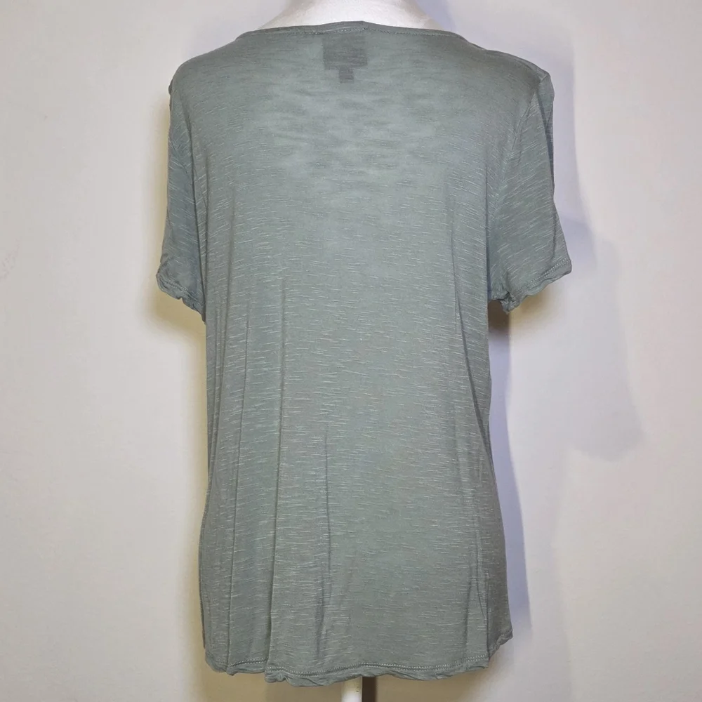 Light Teal Short Sleeve Top with Embroidery - Picture 4 of 6